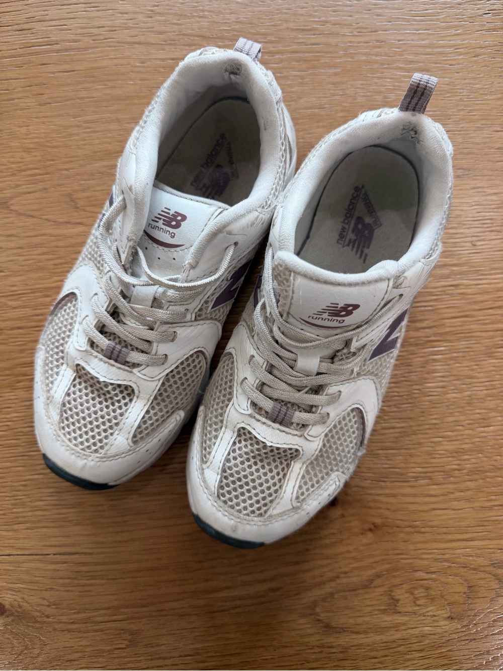 New Balance Women's White and Light Purple Athletic Running Shoes